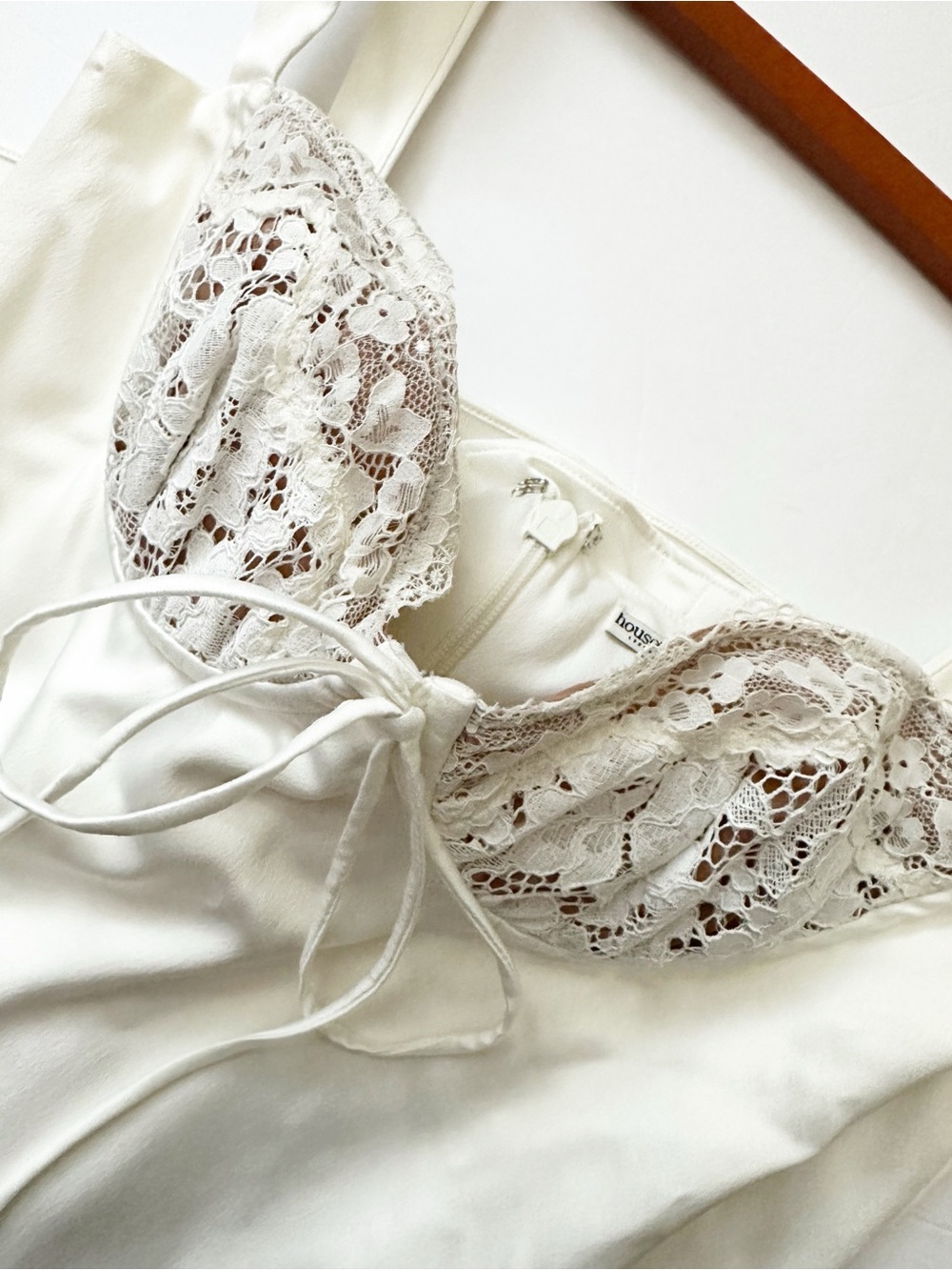 House of CB Adriana Ivory Satin And Lace Mini Dress S Plus Cup - Picture 7 of 12